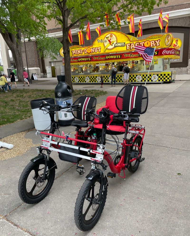 Blackbird Bikes at the state fairgrounds. With upgraded bike seats with backrests the Go4-E is a great way to picnic.